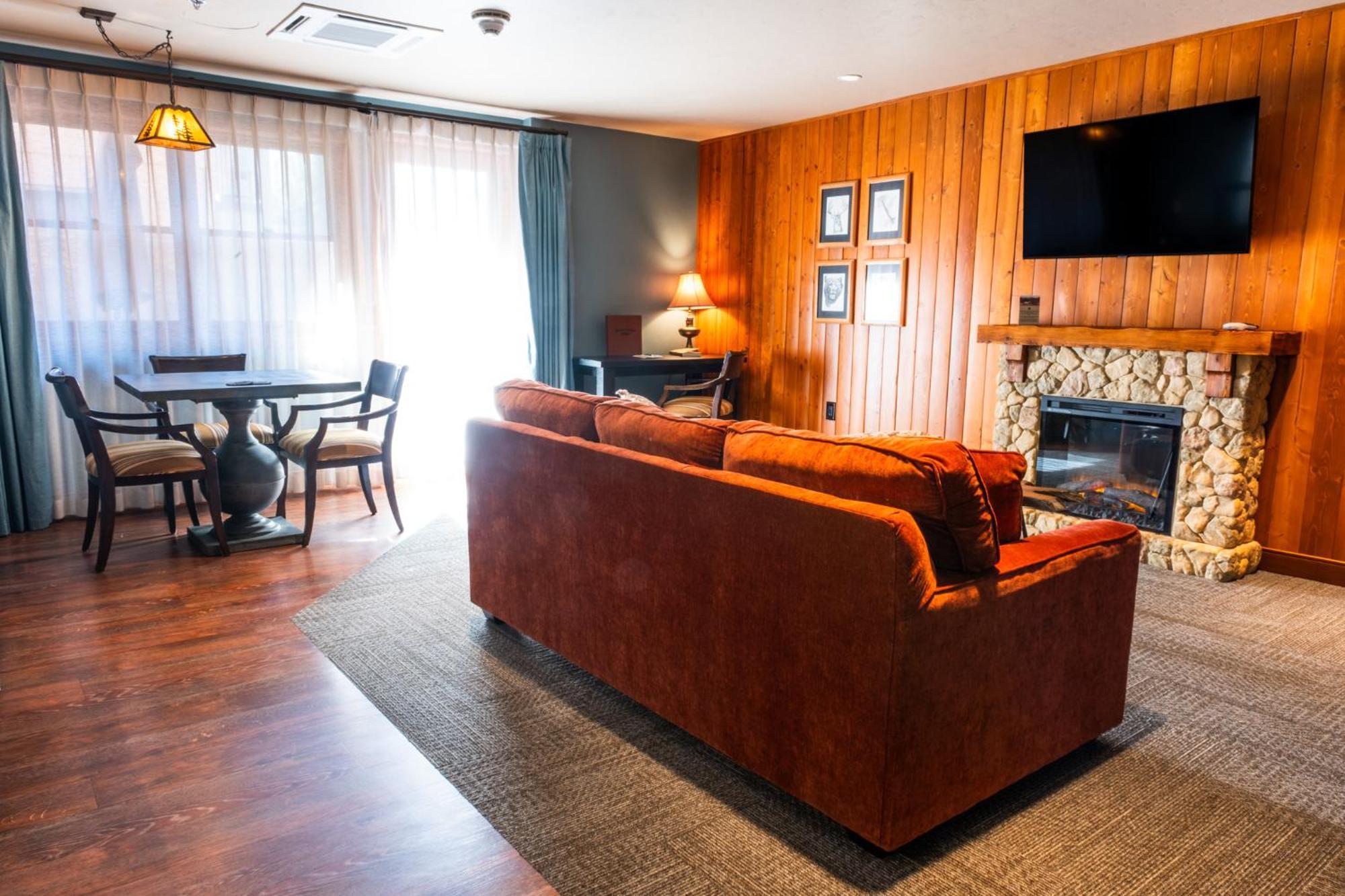 Mt. Lemmon Lodge Loma Linda ภายนอก รูปภาพ